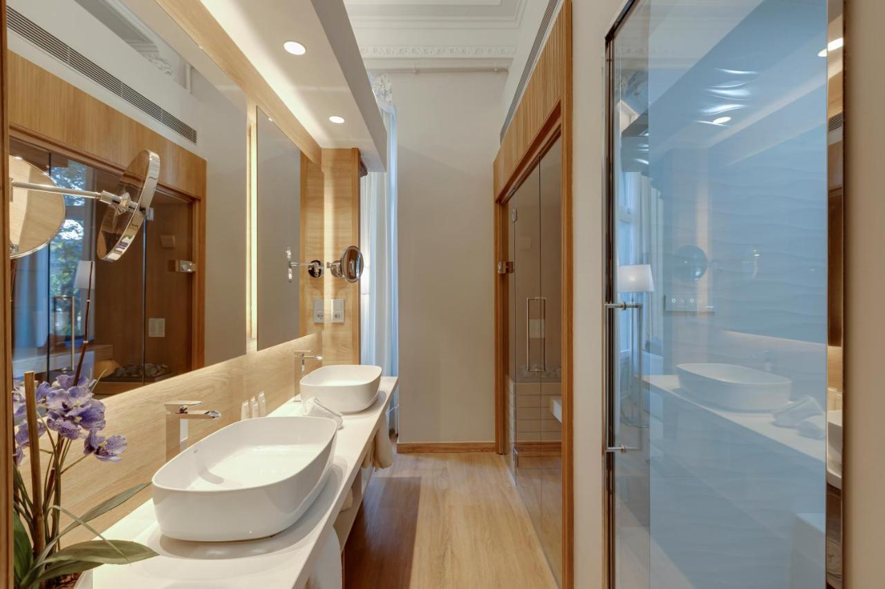 Hotel Boutique Mirlo Barcelona Exterior foto Bathroom